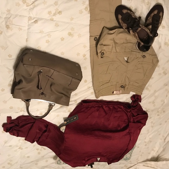 🌺NEW🌺Red  long sleeve blouse - Picture 3 of 3